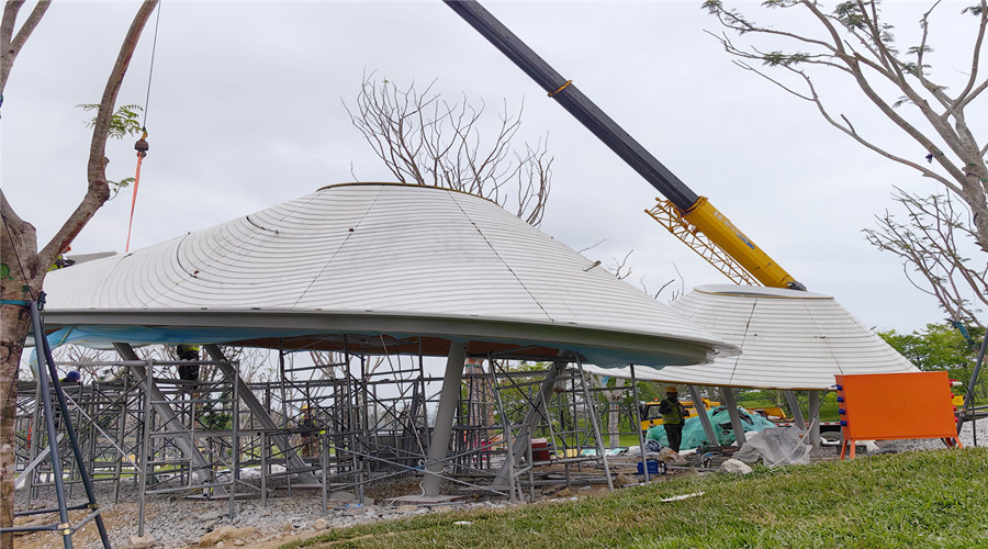 三亞海棠灣UHPC預制構件遮陽立面掛板項目