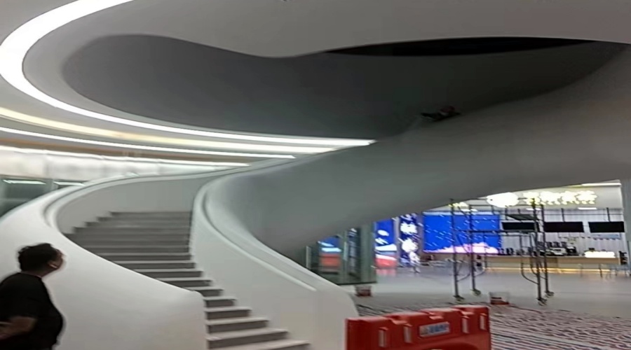 深圳沙田服務區GRG旋轉樓梯造型